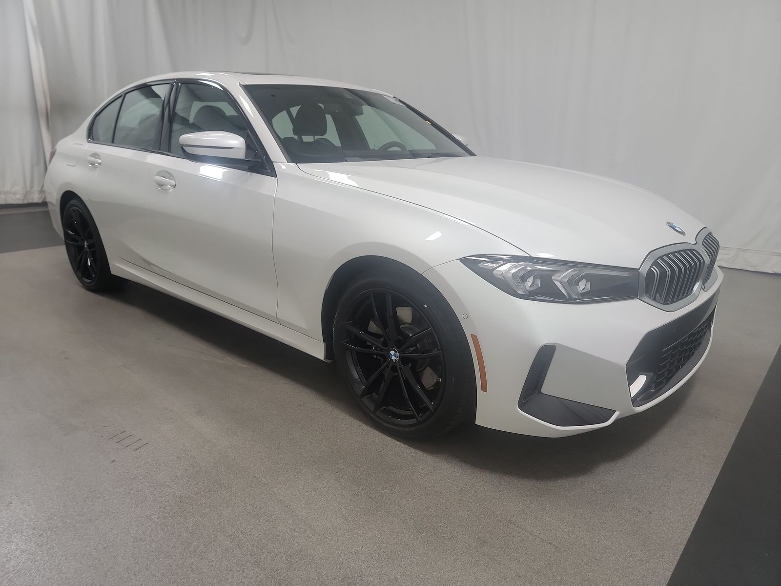 2024 BMW 3 Series 330i xDrive AWD