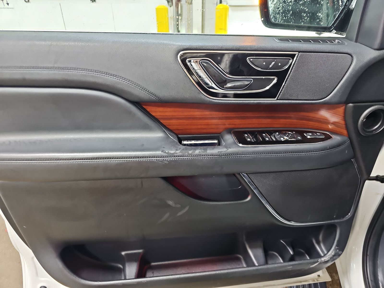 2022 Lincoln Navigator L Standard AWD