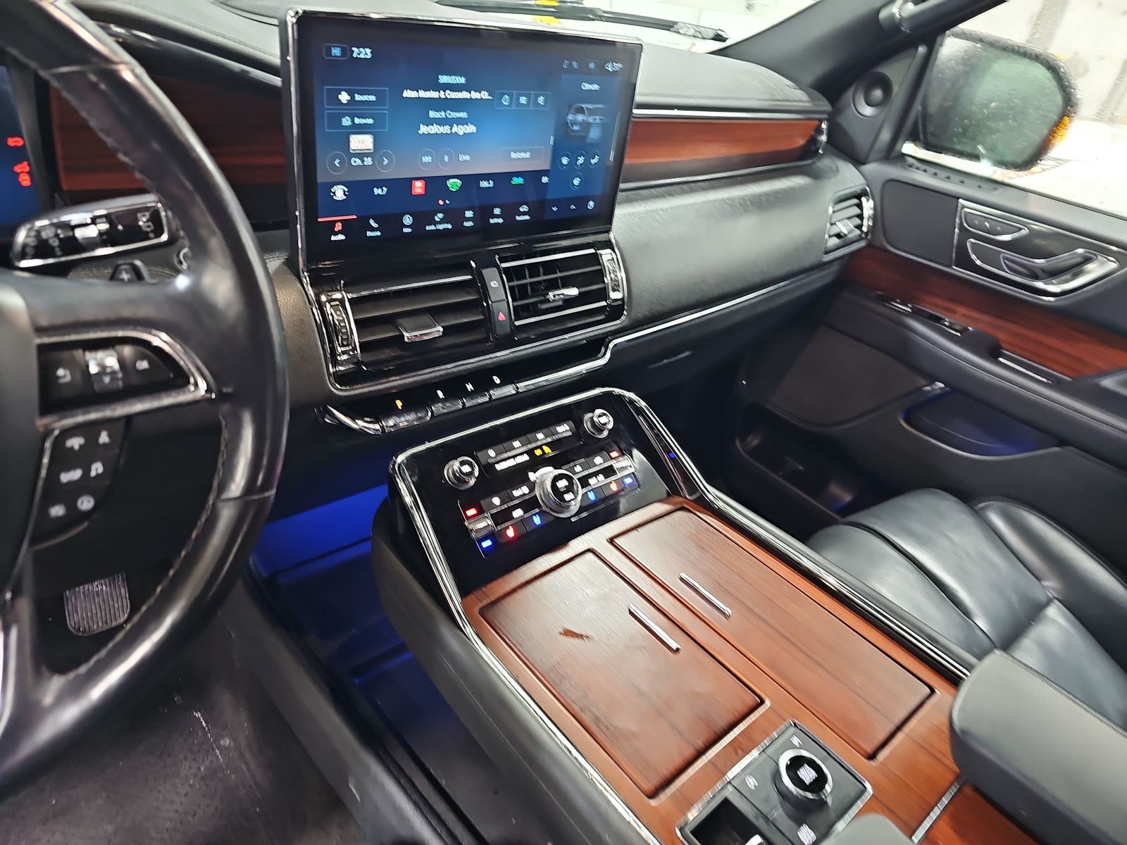 2022 Lincoln Navigator L Standard AWD
