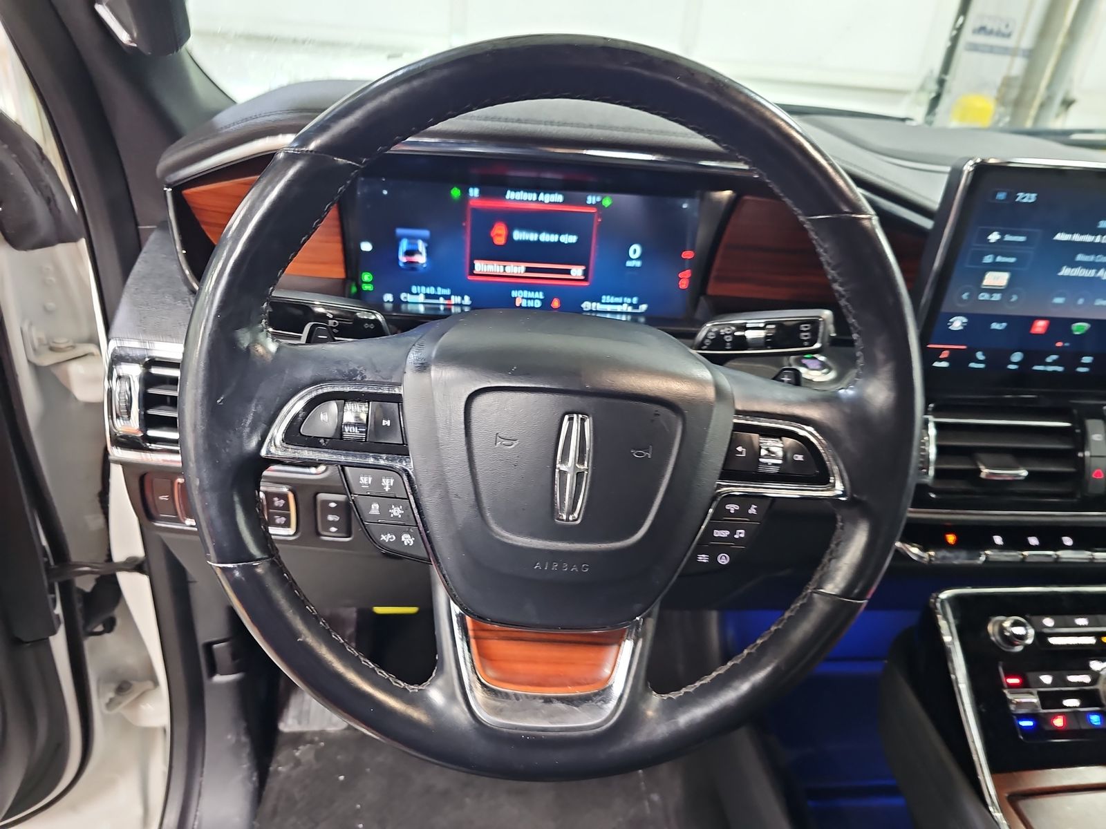 2022 Lincoln Navigator L Standard AWD