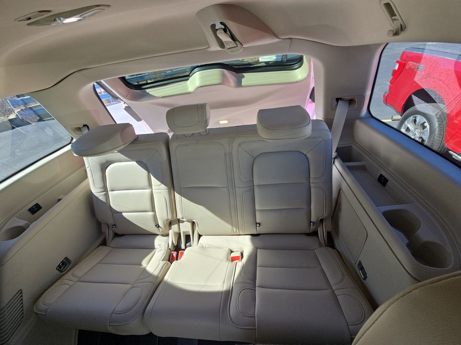 2019 Lincoln Navigator Select RWD