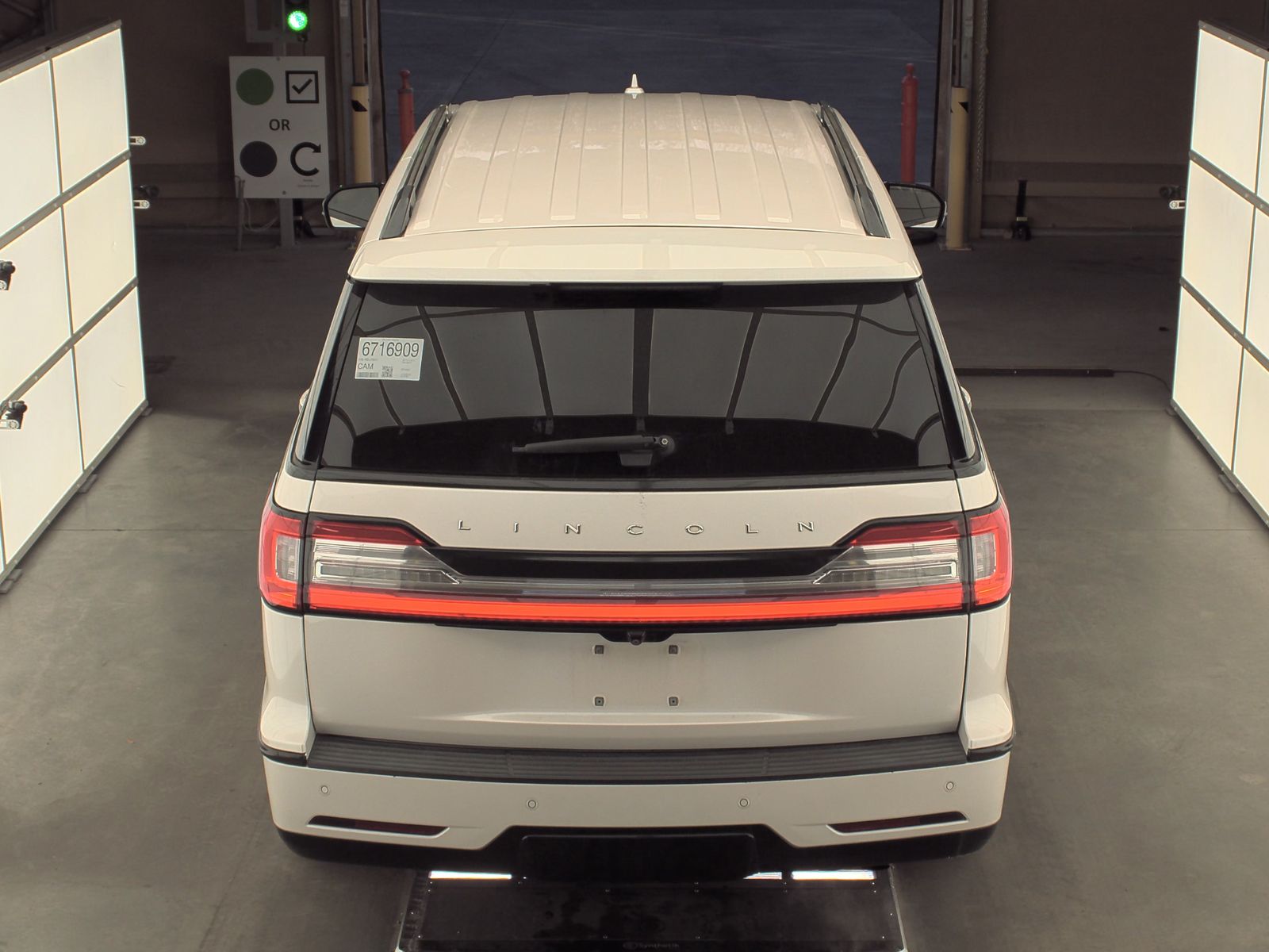 2019 Lincoln Navigator Select RWD