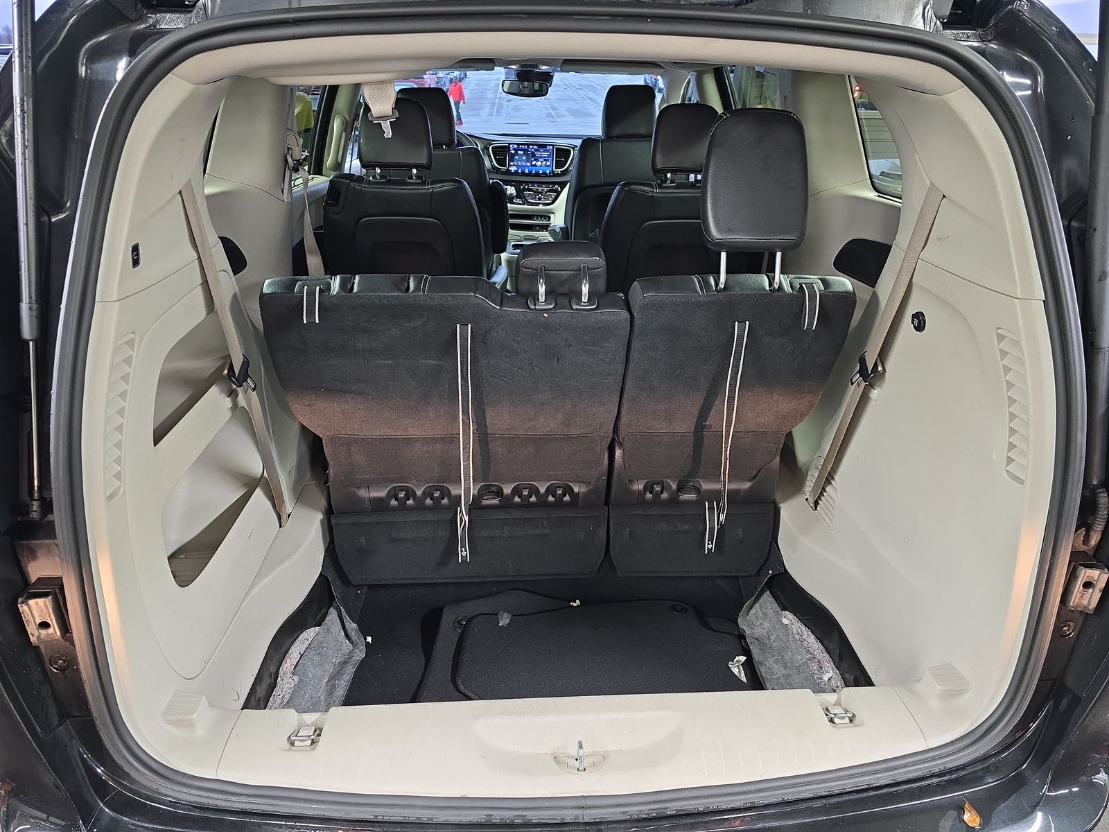 2022 Chrysler Pacifica Touring L FWD