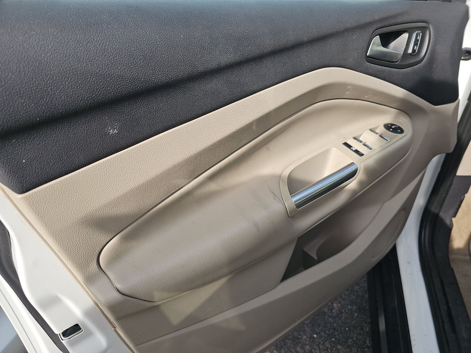 2015 Ford C-MAX Hybrid SE FWD