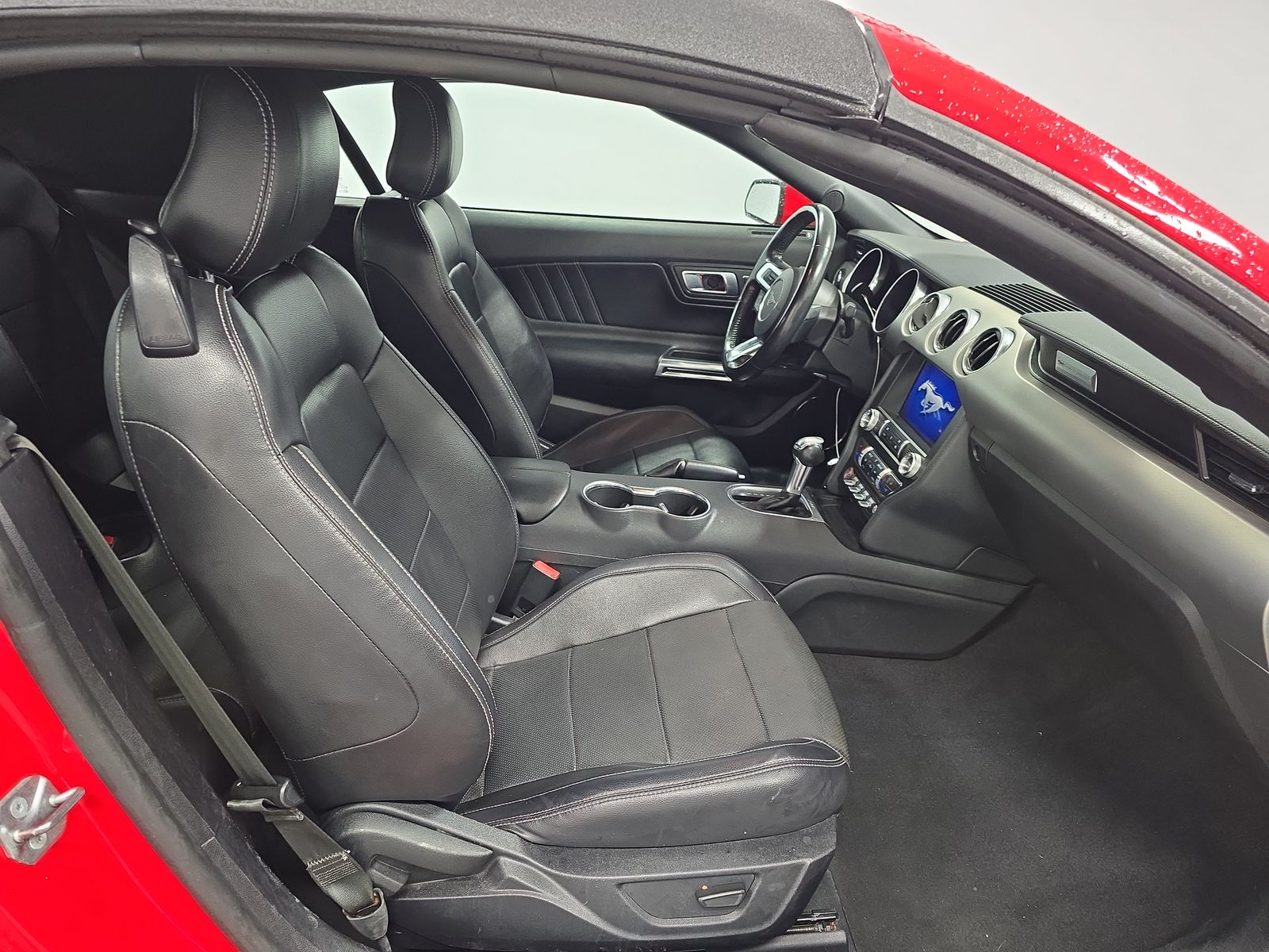 2022 Ford Mustang EcoBoost Premium RWD