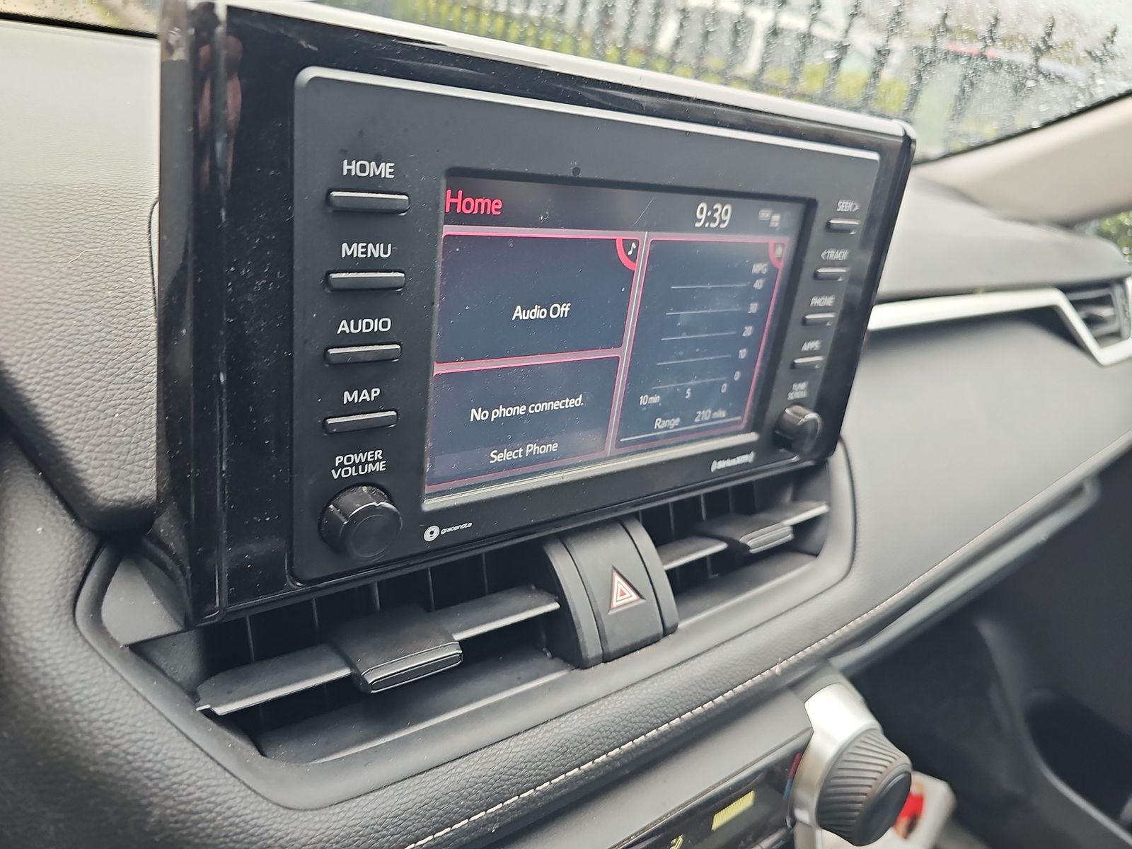 2020 Toyota RAV4 LE FWD