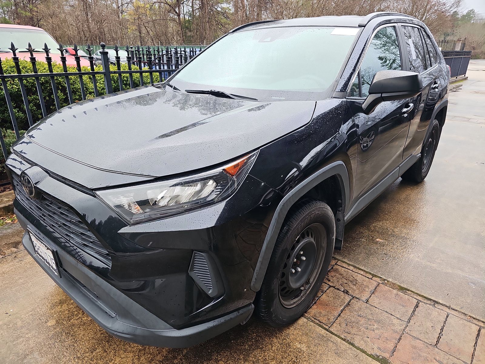 2020 Toyota RAV4 LE FWD