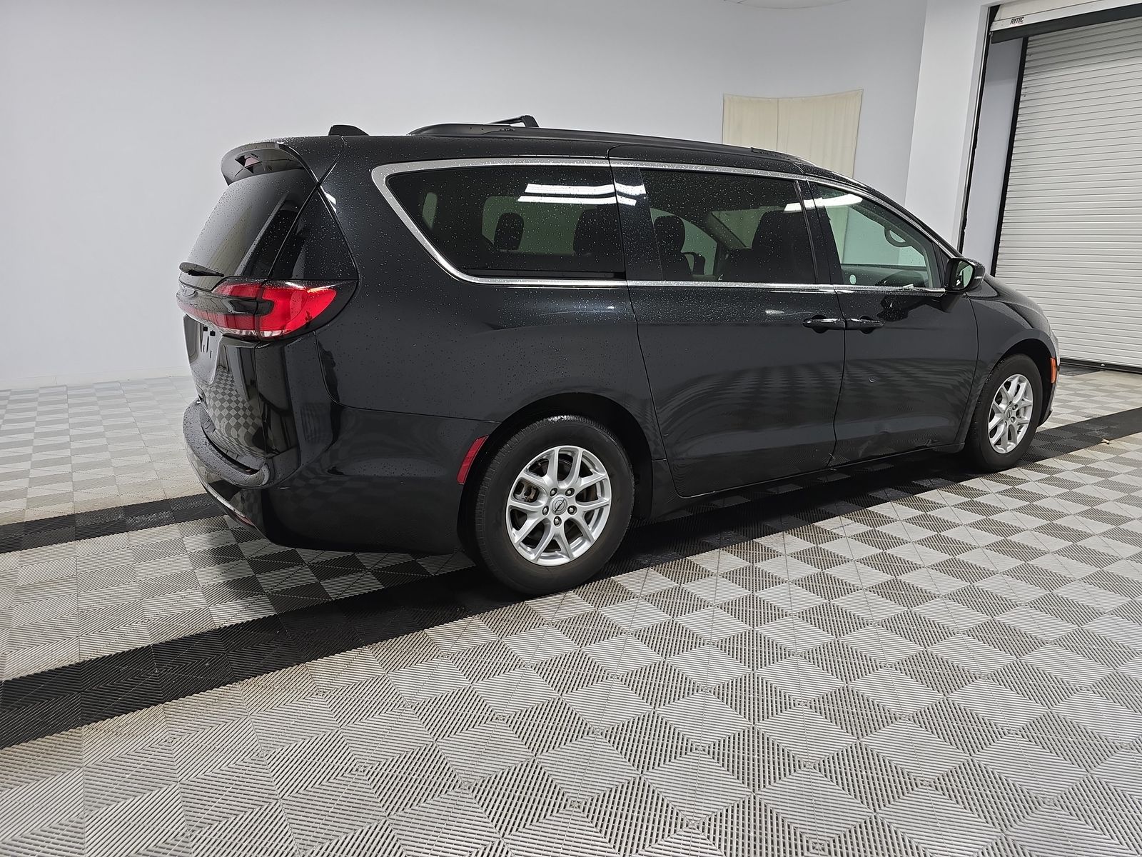 2022 Chrysler Pacifica Touring L FWD