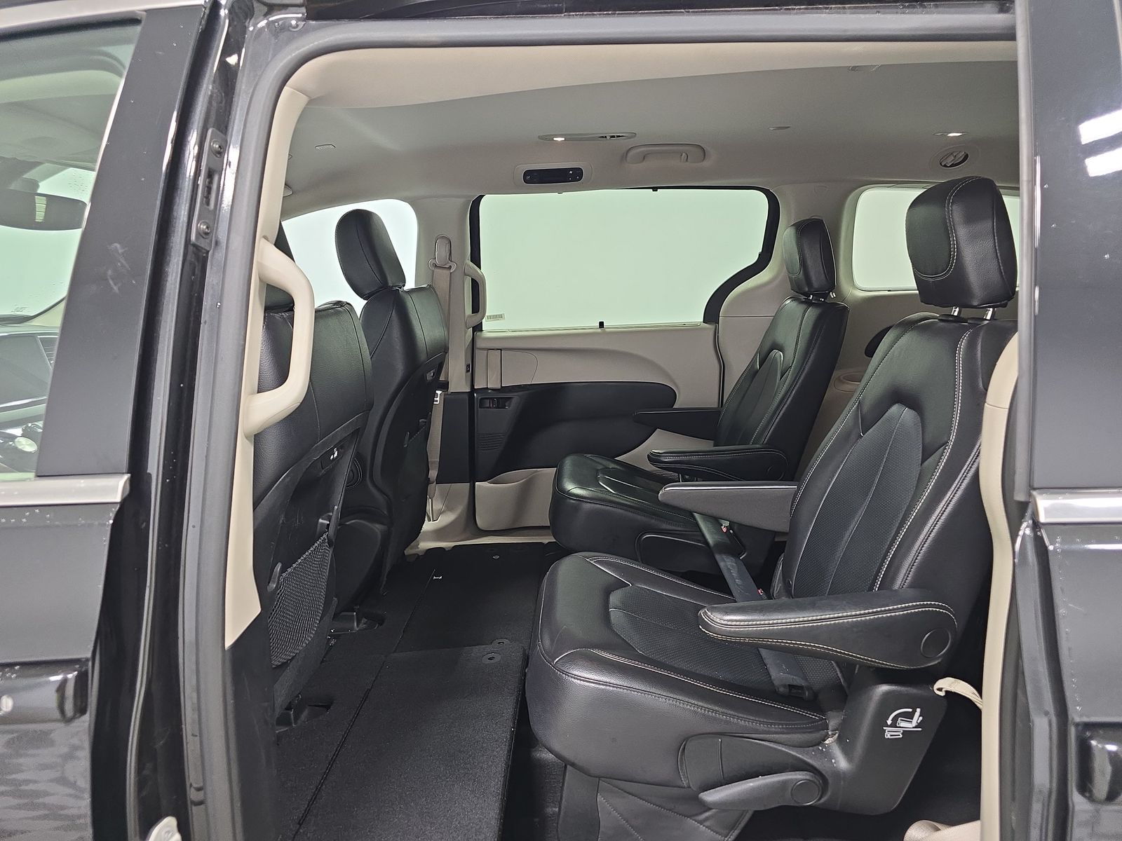 2022 Chrysler Pacifica Touring L FWD