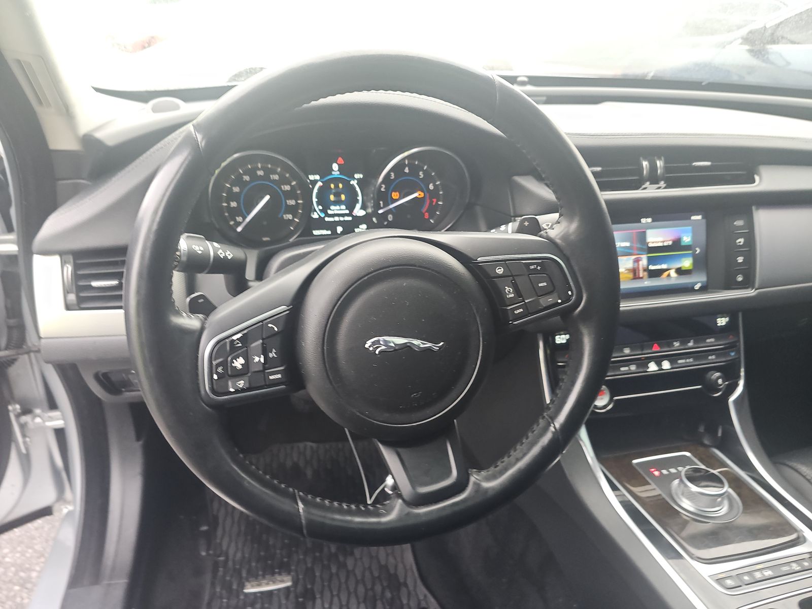 2016 Jaguar XF 35t Prestige RWD