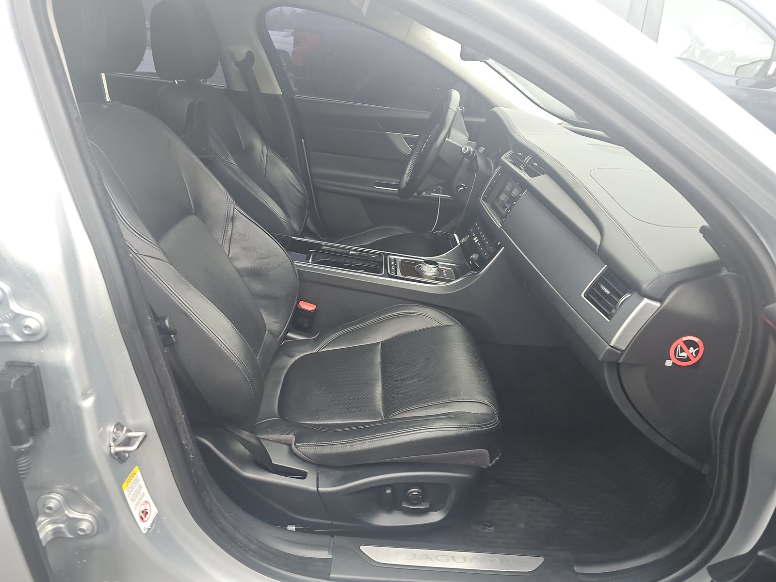2016 Jaguar XF 35t Prestige RWD