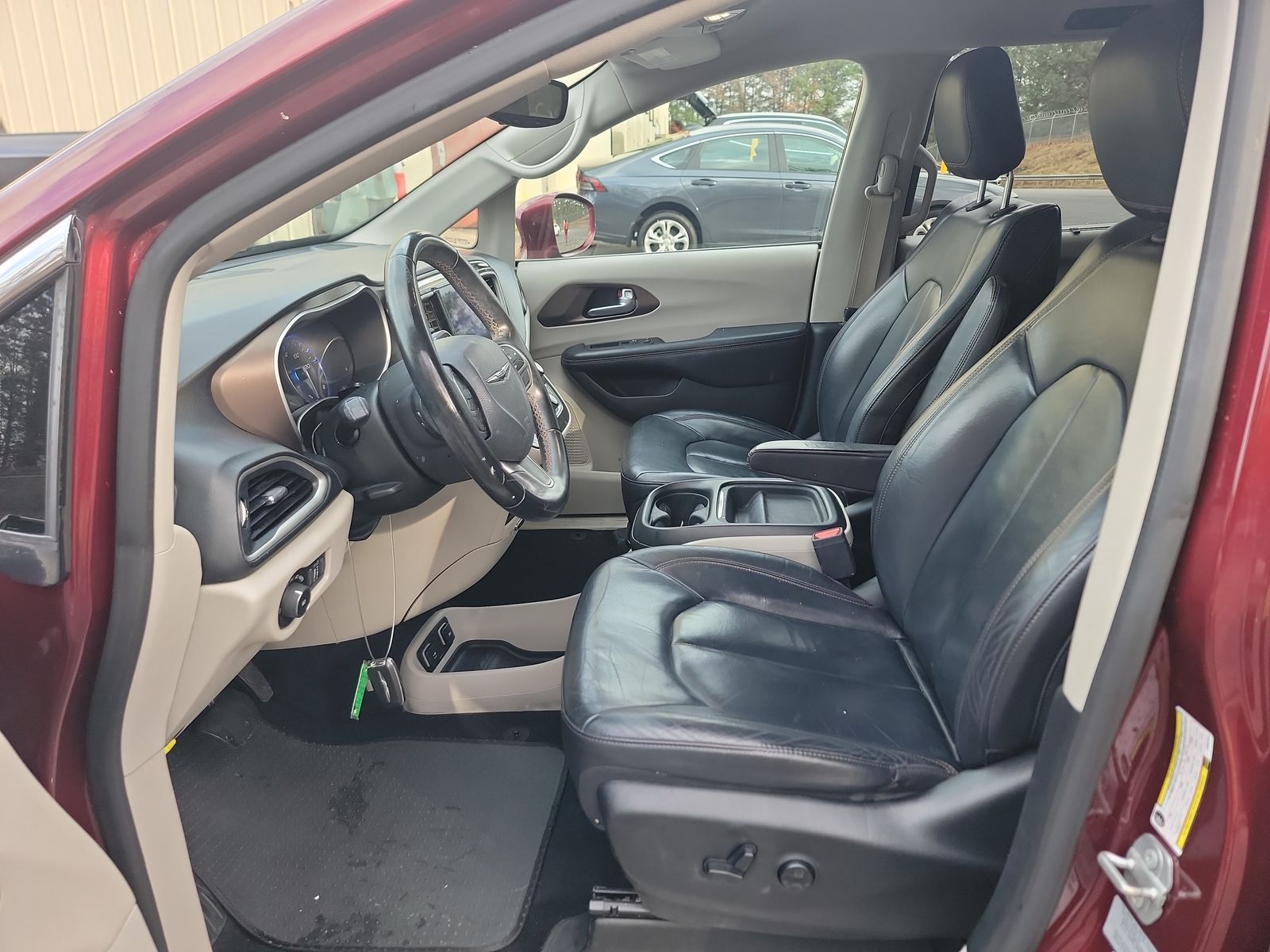 2017 Chrysler Pacifica Touring L FWD
