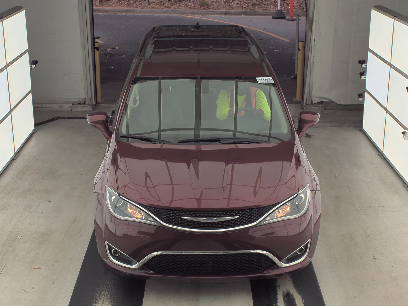 2017 Chrysler Pacifica Touring L FWD