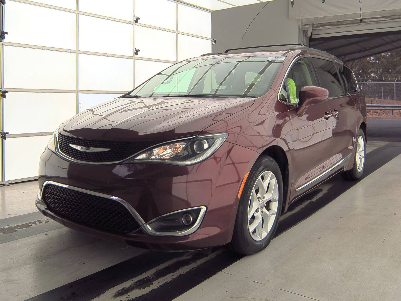2017 Chrysler Pacifica Touring L FWD