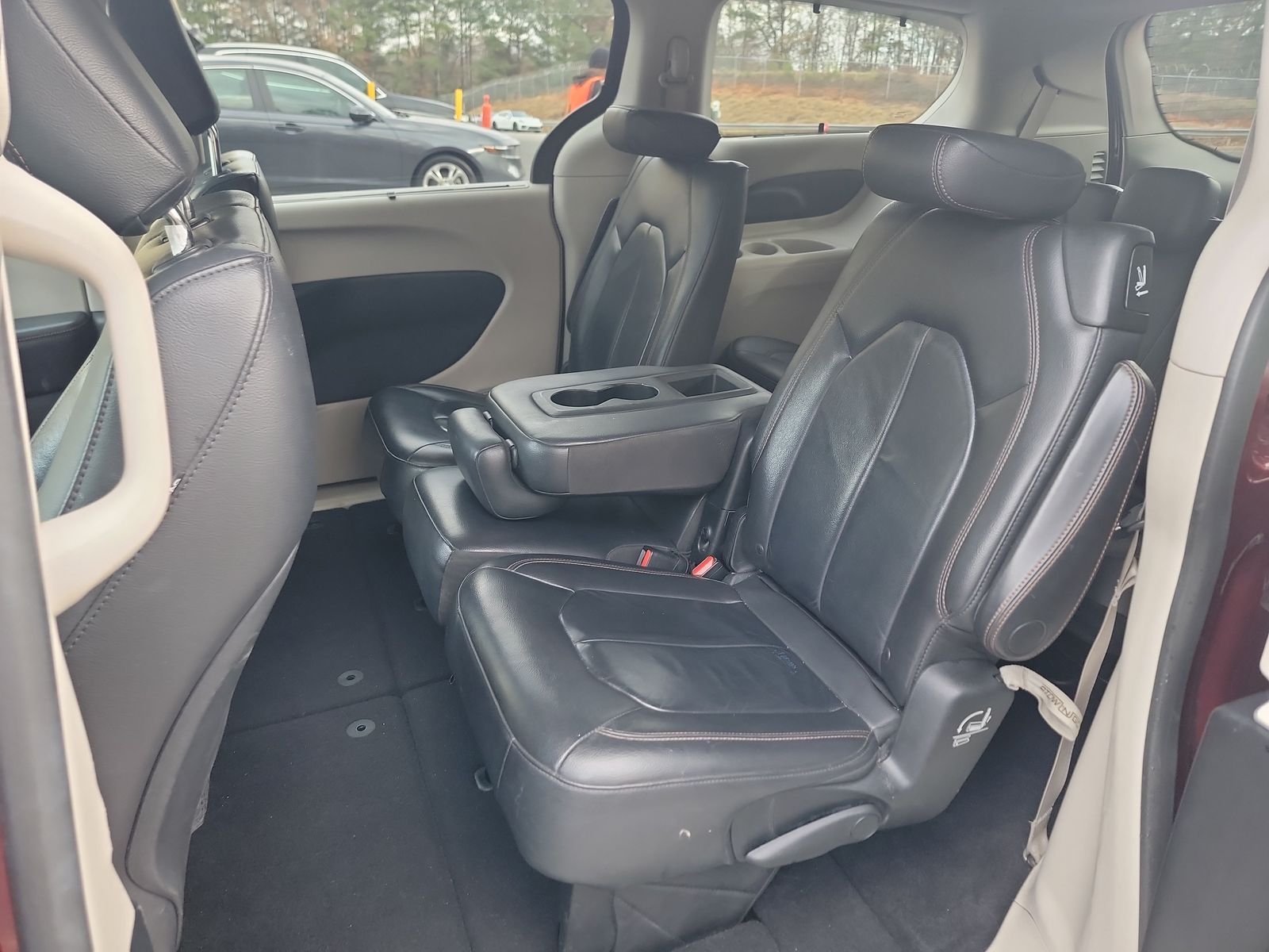 2017 Chrysler Pacifica Touring L FWD