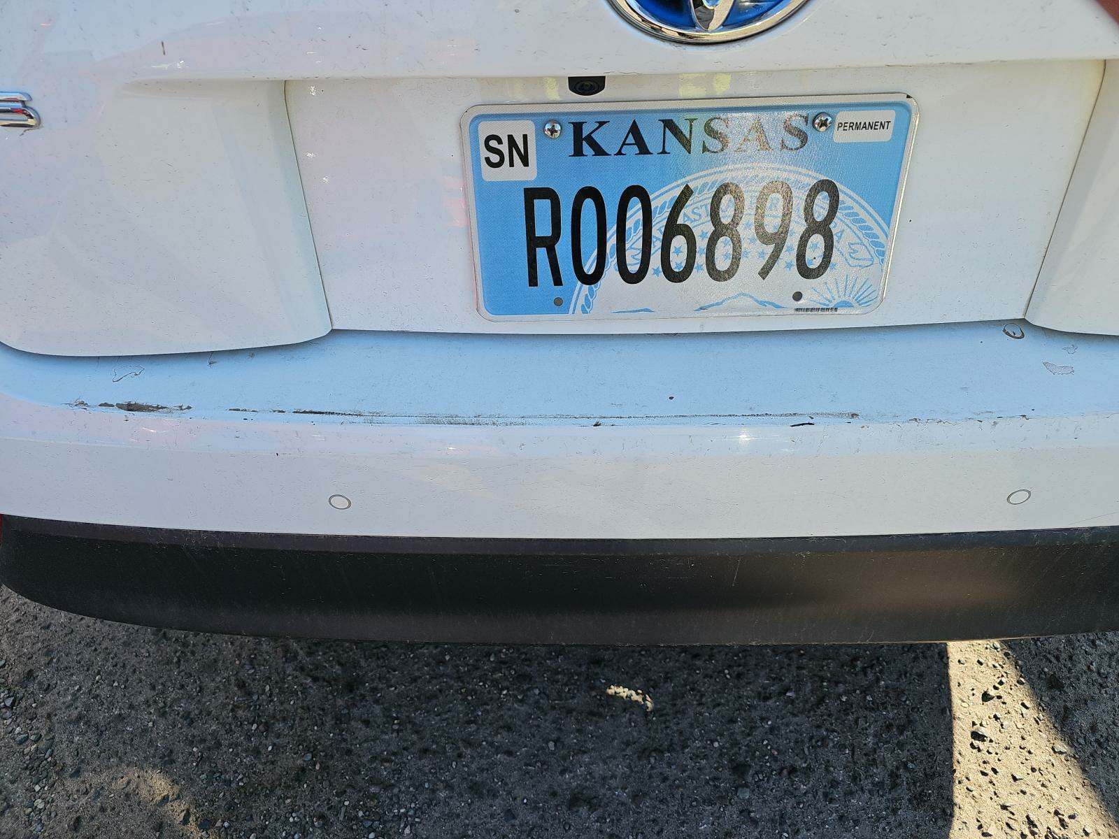 2021 Toyota Prius LE FWD