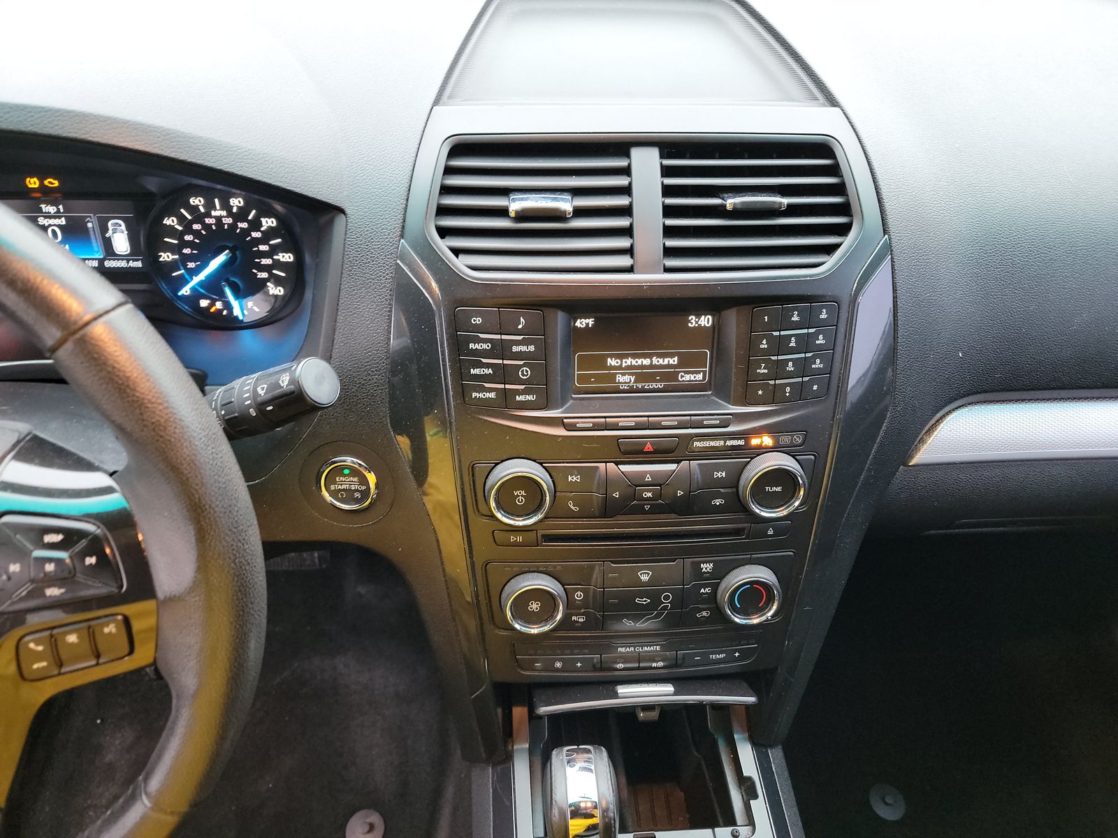 2017 Ford Explorer XLT FWD