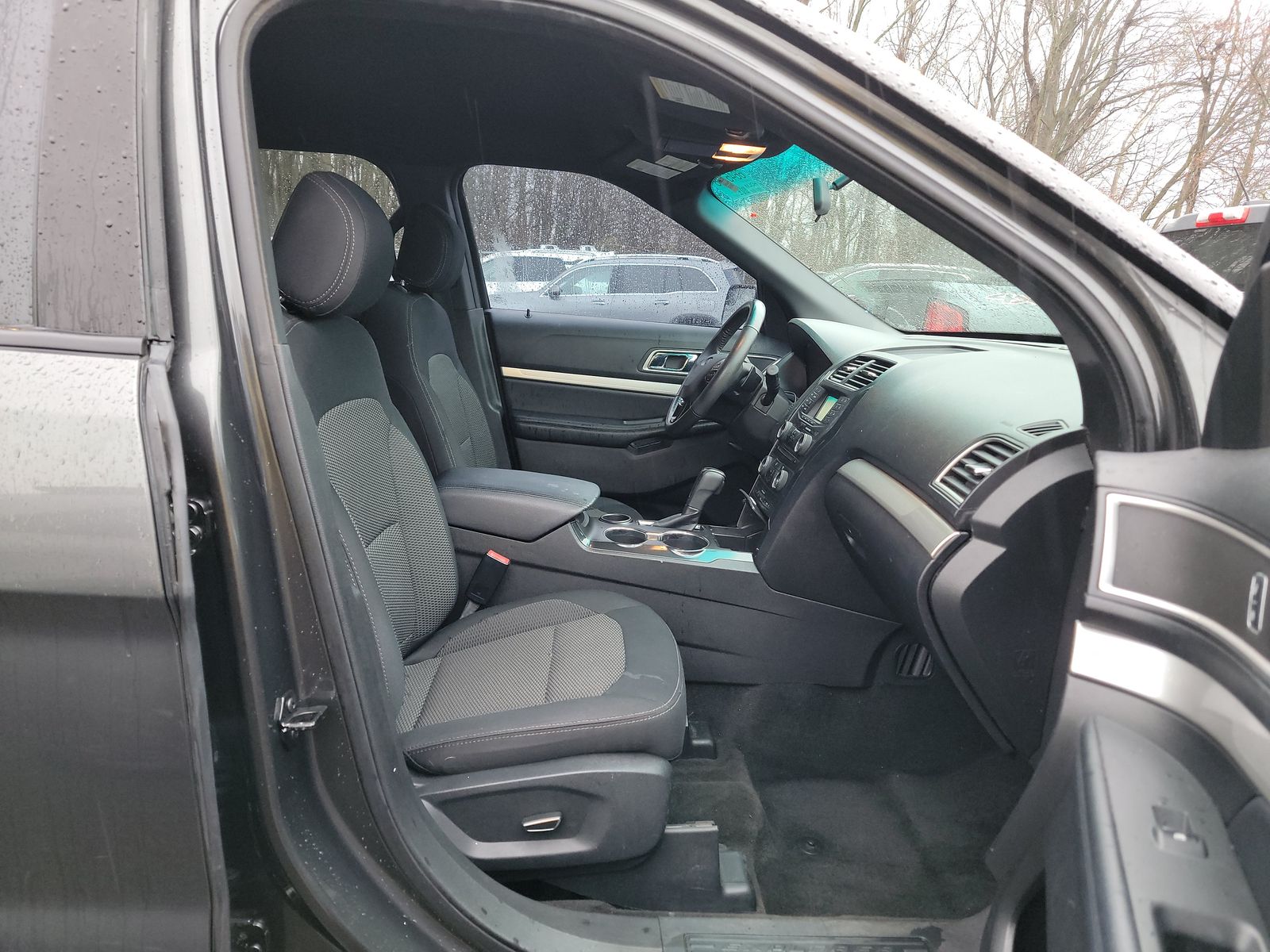 2017 Ford Explorer XLT FWD