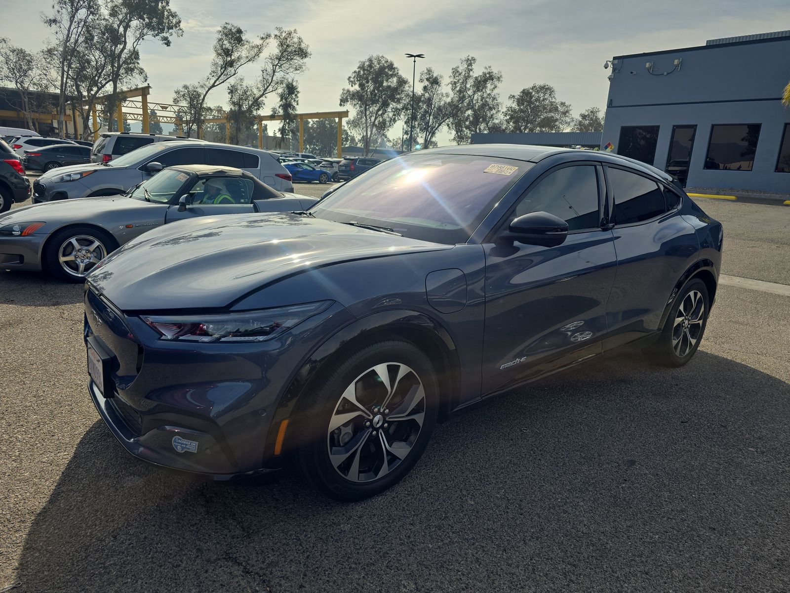 2021 Ford Mustang Mach-E Premium RWD