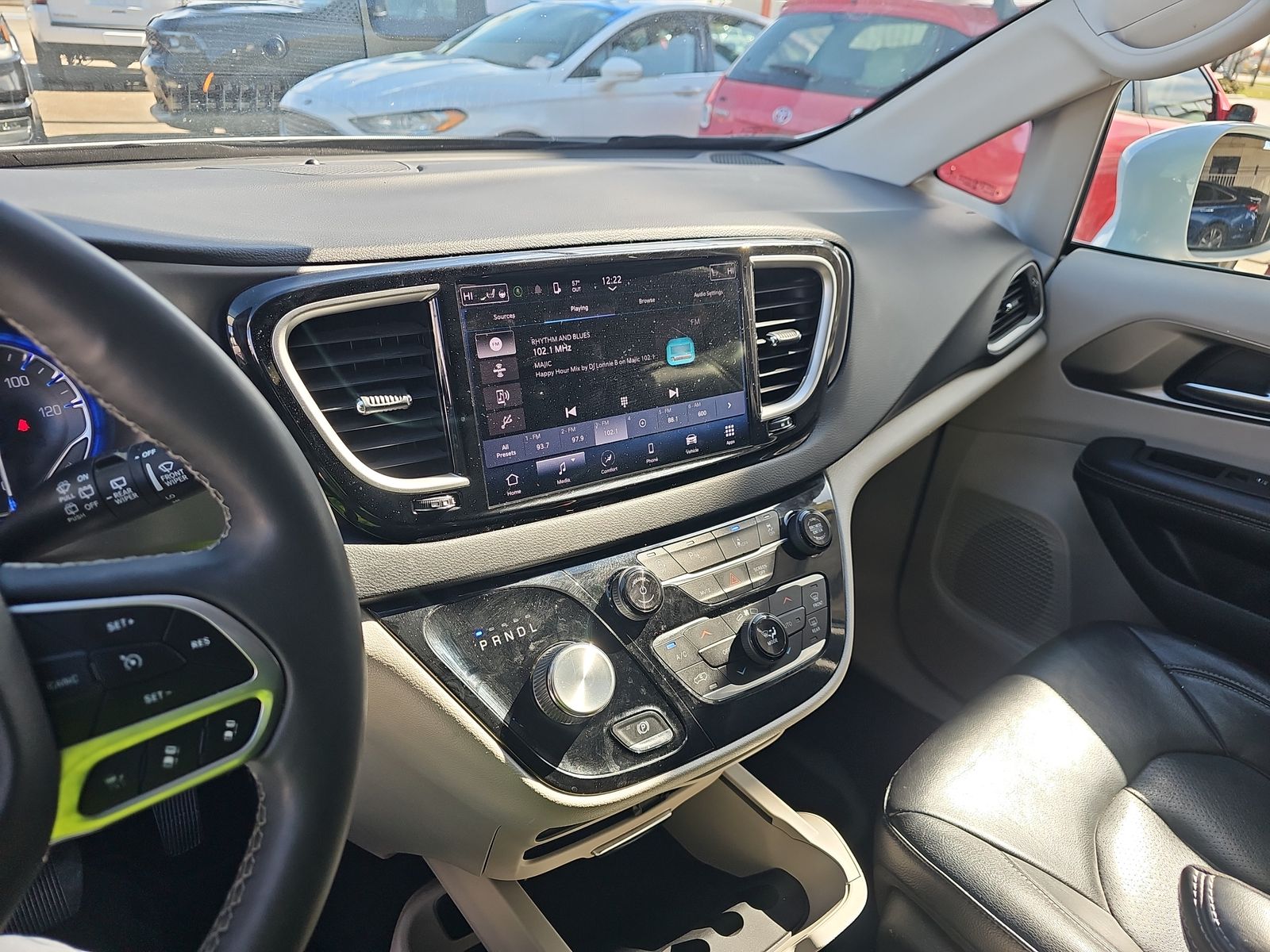 2022 Chrysler Pacifica Touring L FWD