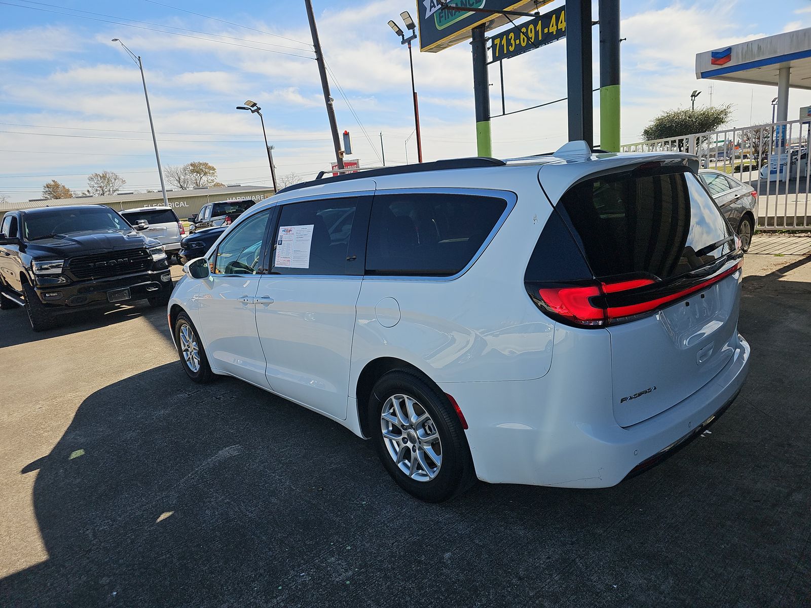 2022 Chrysler Pacifica Touring L FWD