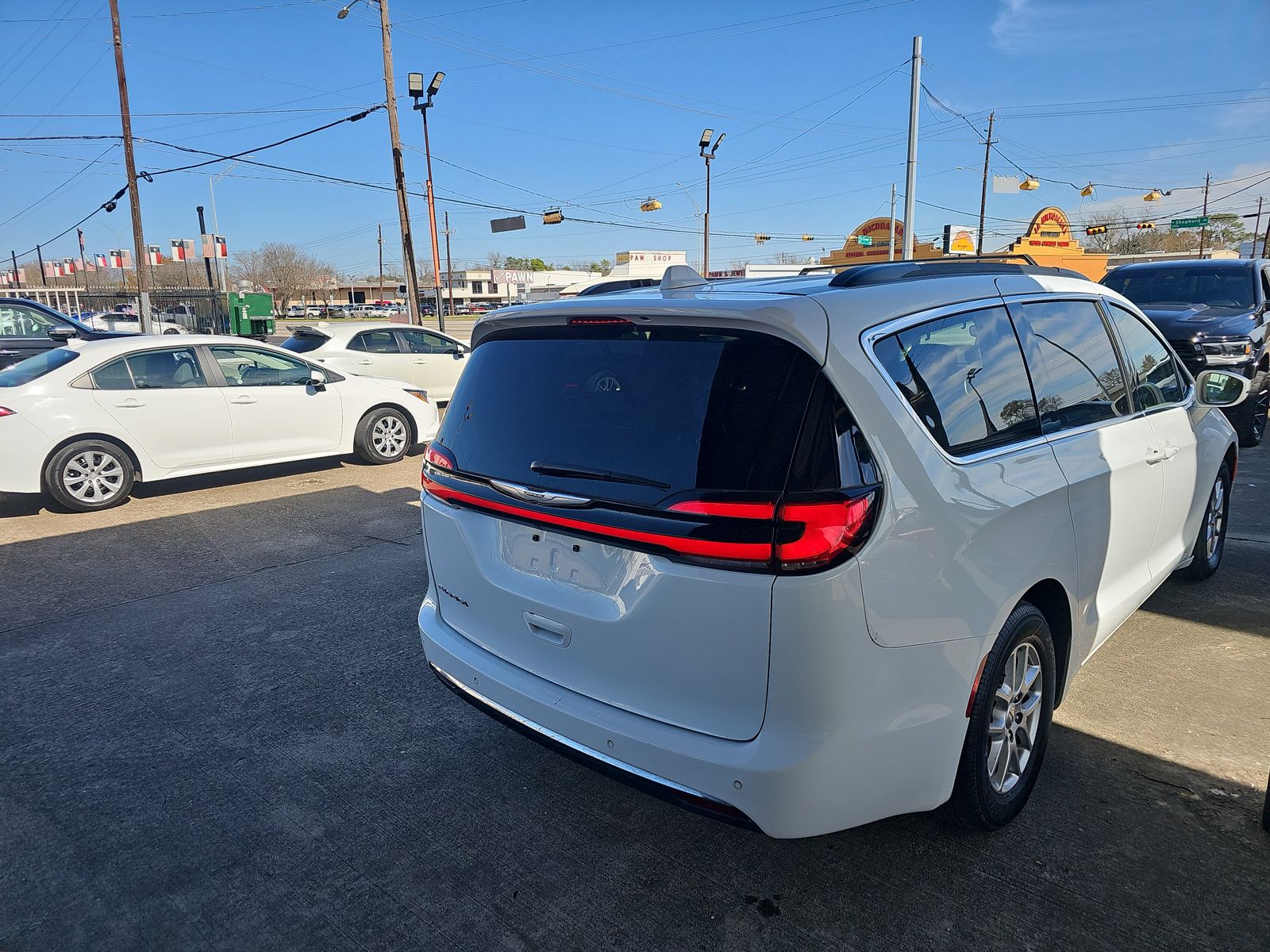 2022 Chrysler Pacifica Touring L FWD