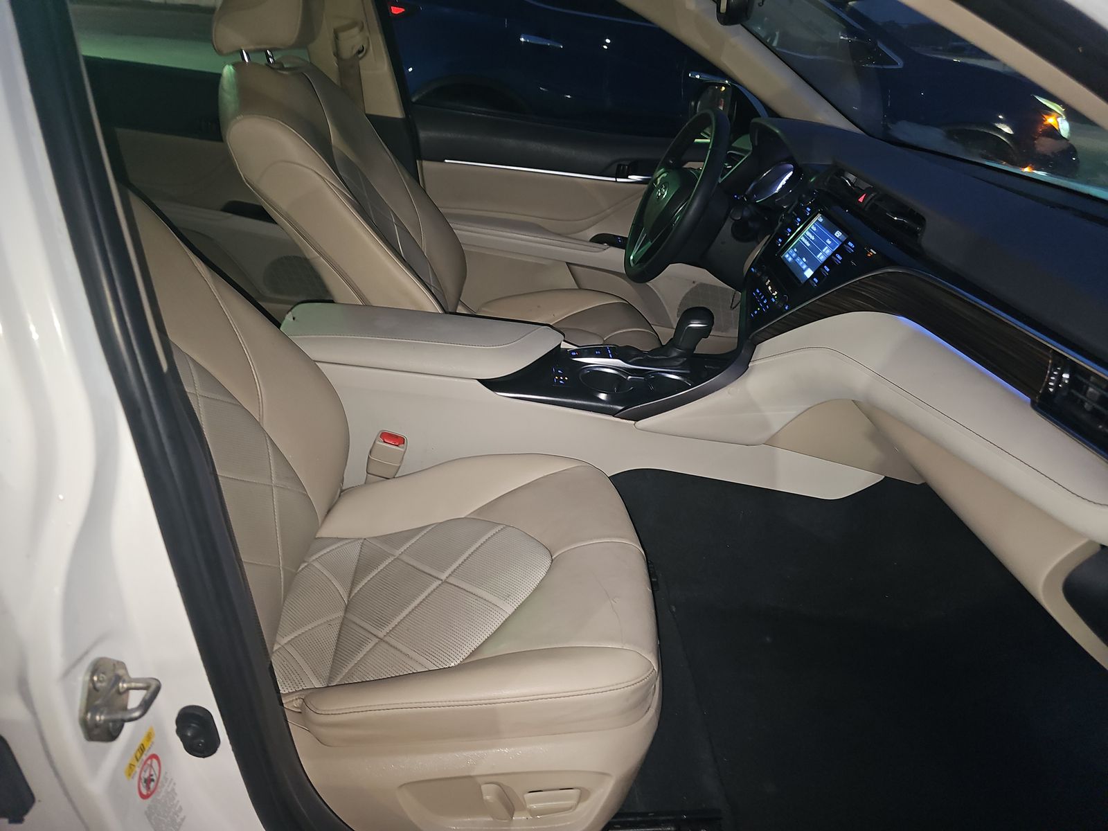 2018 Toyota Camry XLE FWD