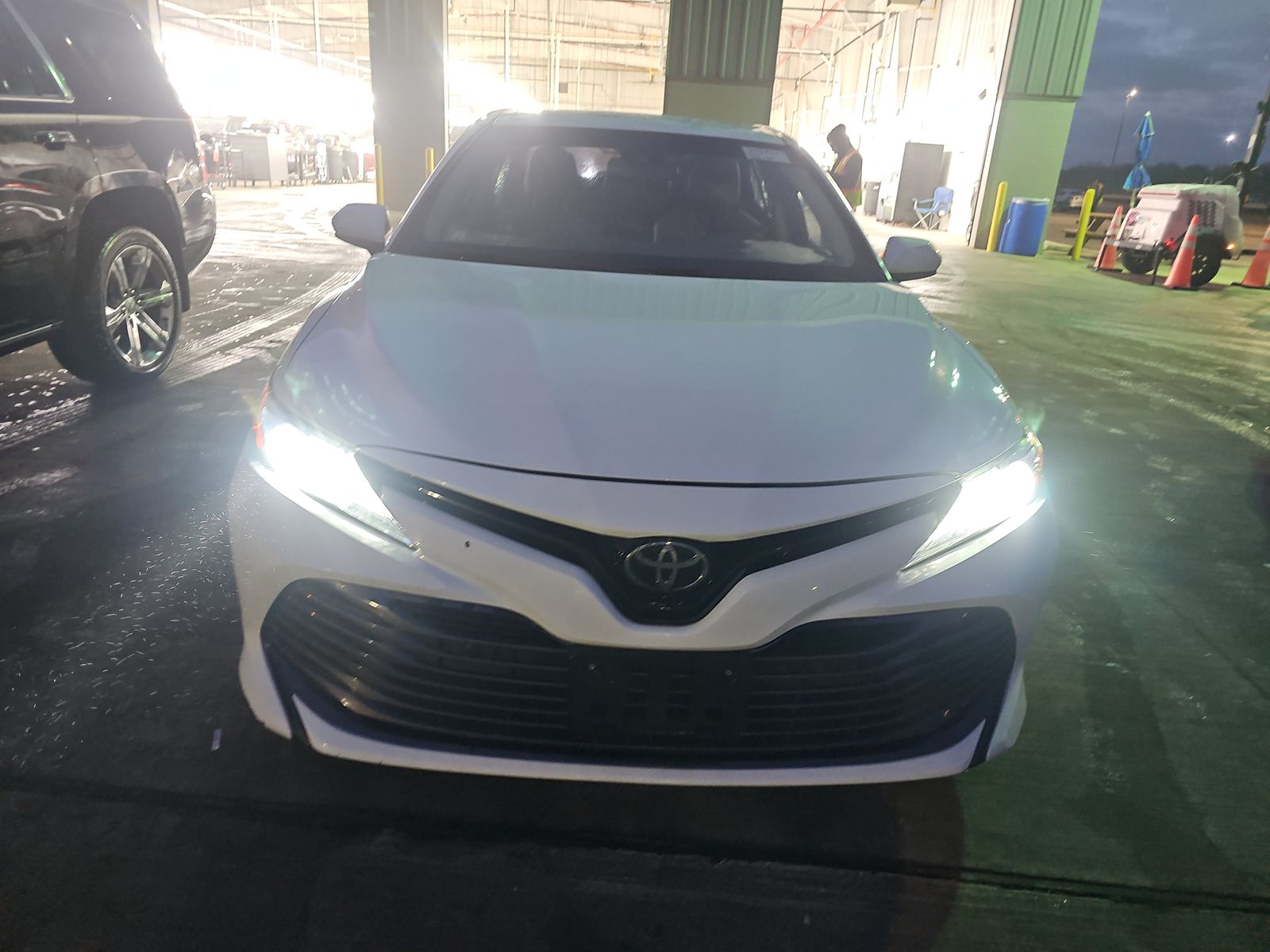 2018 Toyota Camry XLE FWD