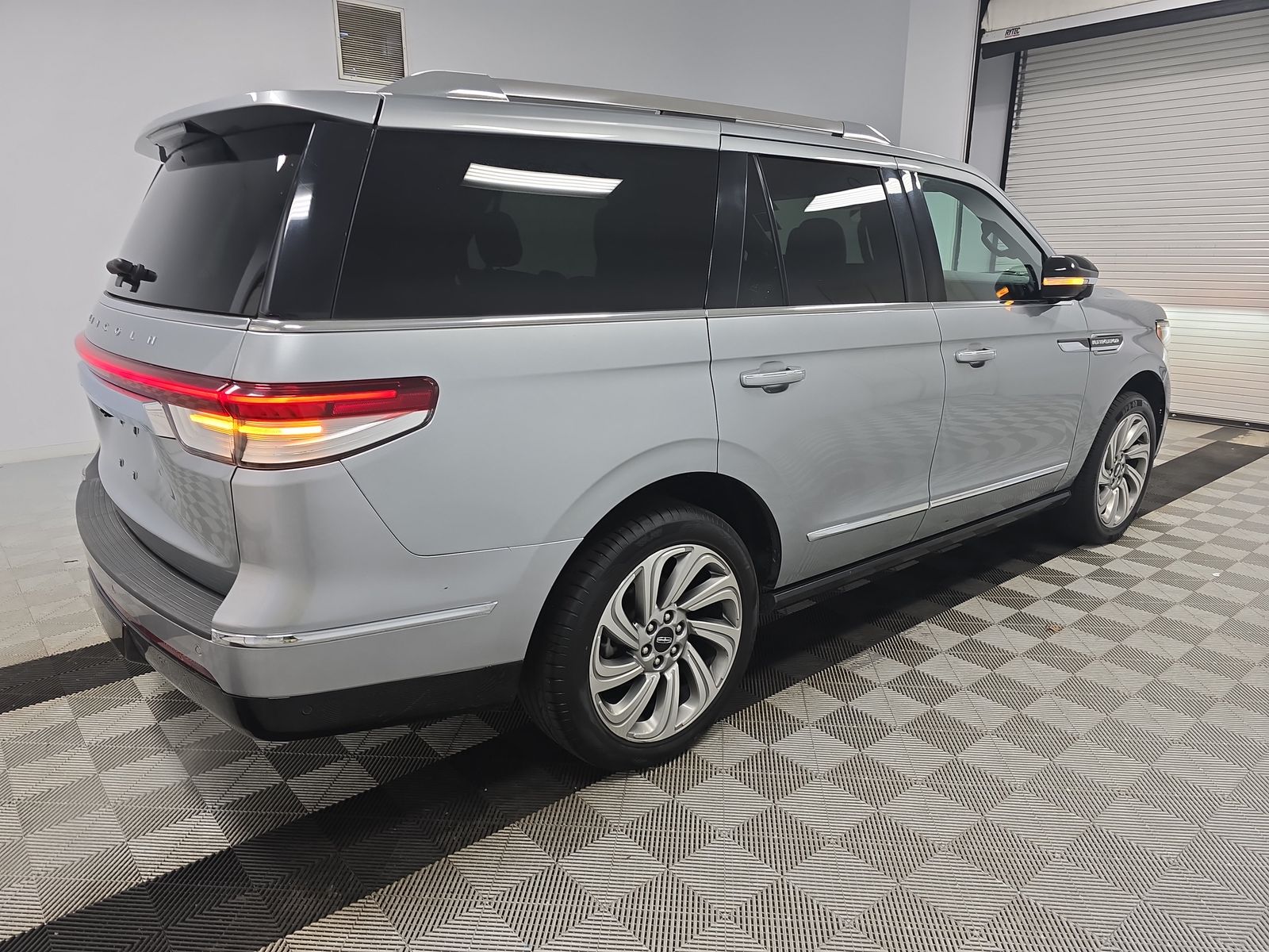 2022 Lincoln Navigator Reserve RWD