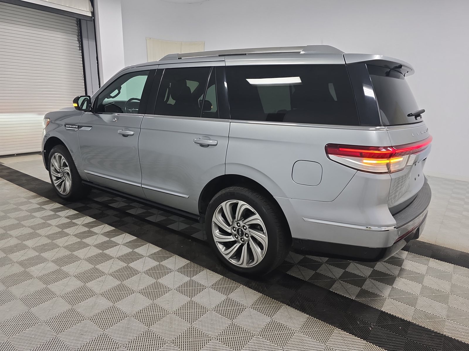 2022 Lincoln Navigator Reserve RWD