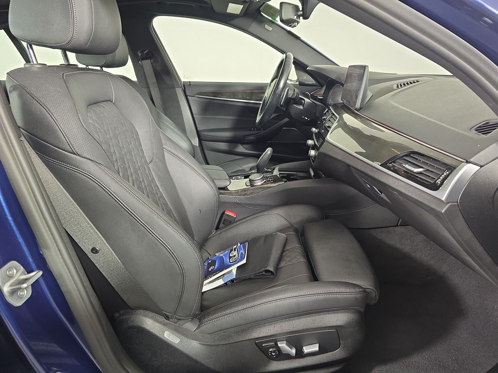 2022 BMW 5 Series 530i xDrive AWD