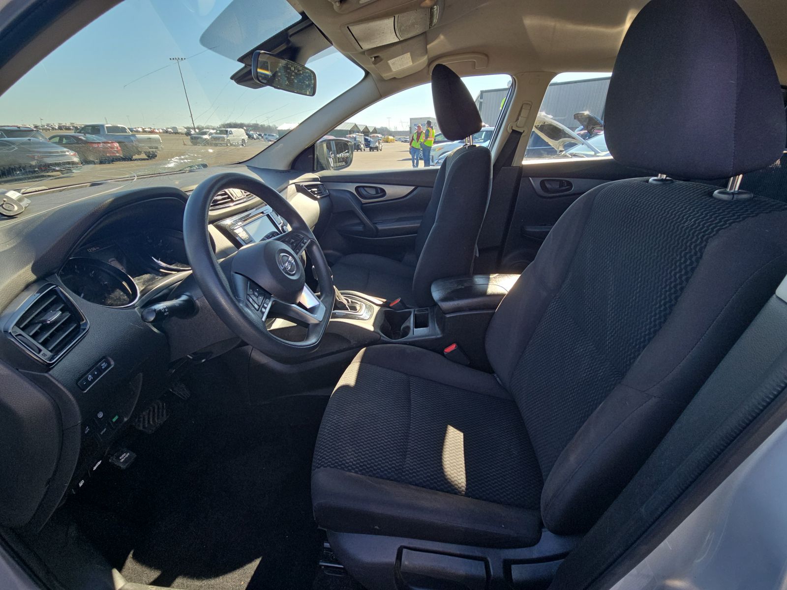 2020 Nissan Rogue Sport S FWD