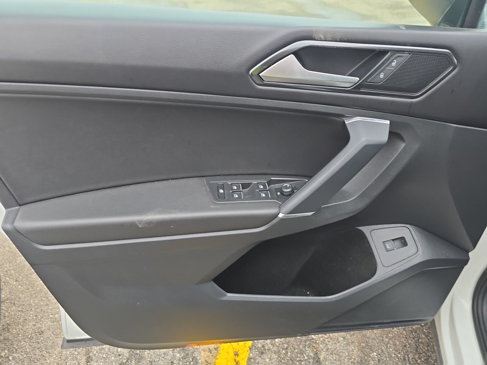 2018 Volkswagen Tiguan 2.0T SEL FWD