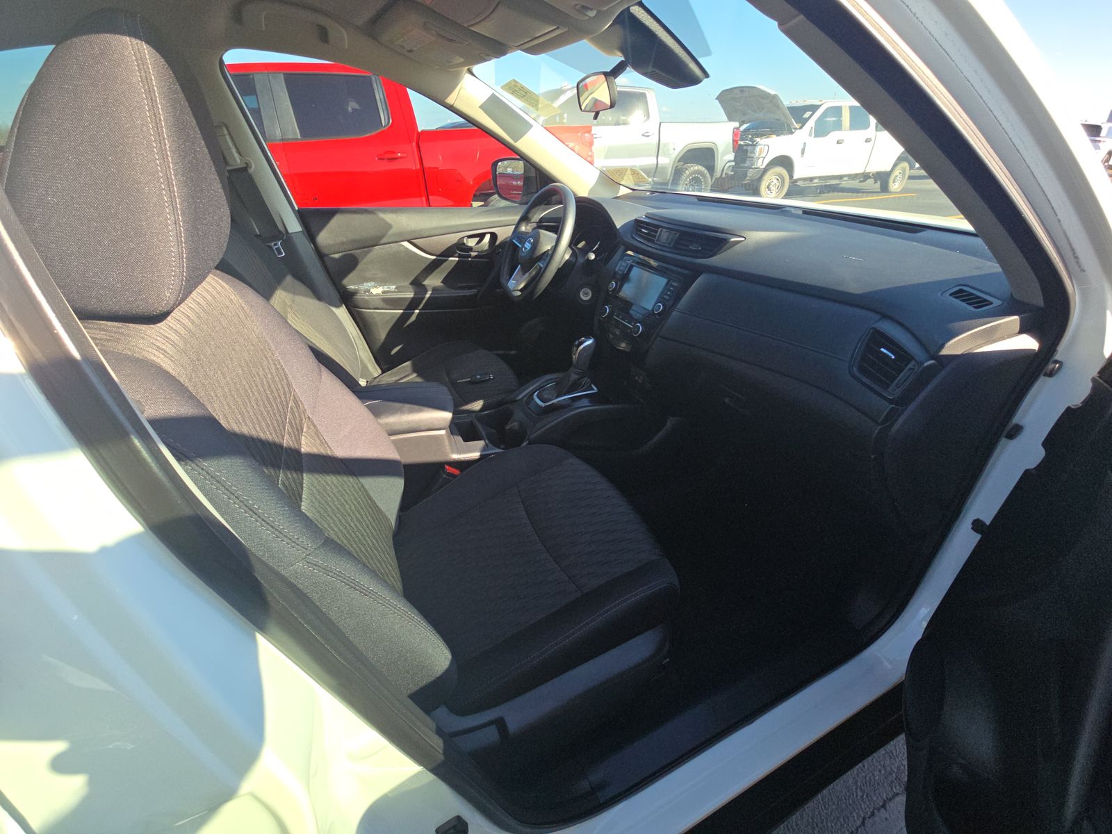 2019 Nissan Rogue S FWD