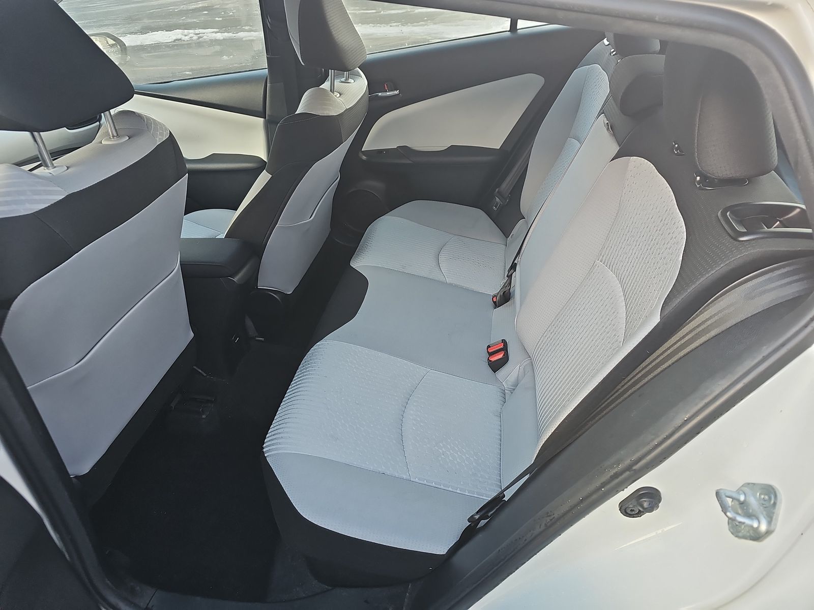 2016 Toyota Prius Two FWD