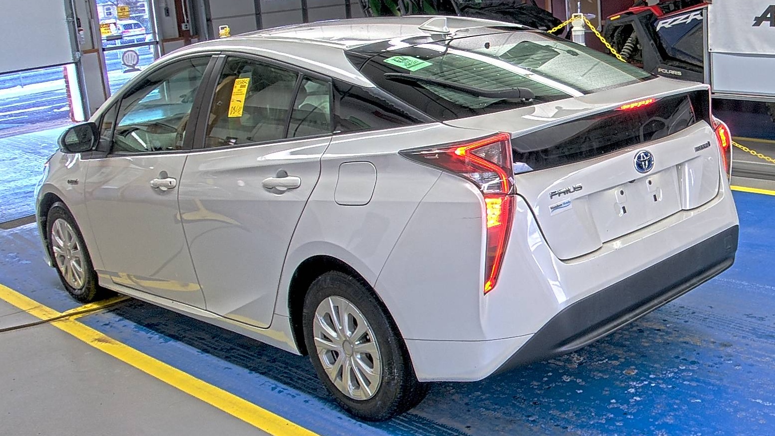2016 Toyota Prius Two FWD