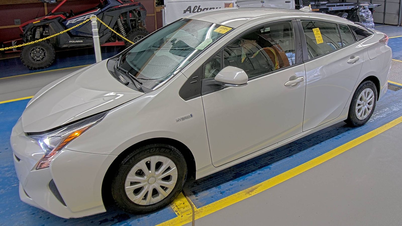 2016 Toyota Prius Two FWD