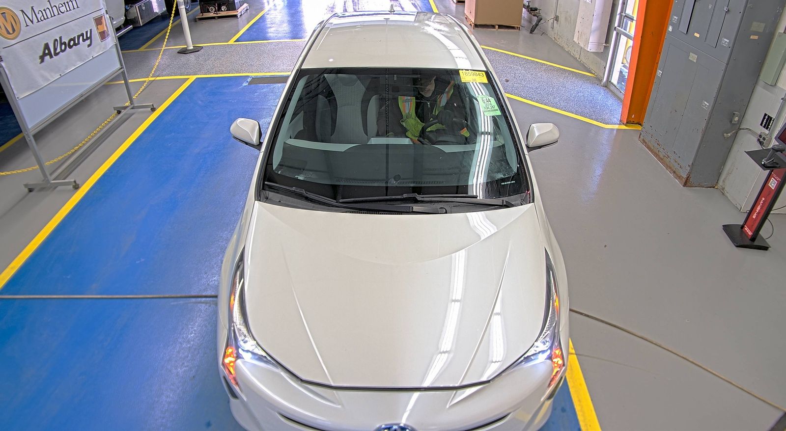 2016 Toyota Prius Two FWD