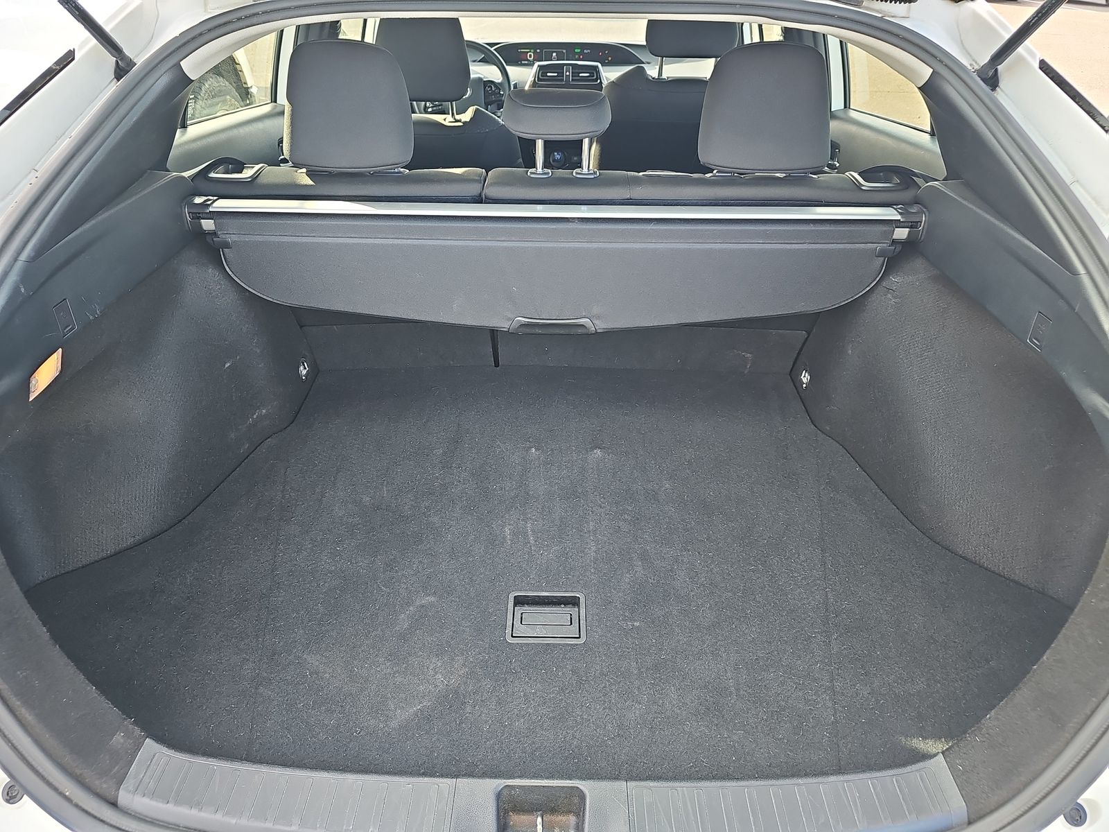 2021 Toyota Prius LE FWD