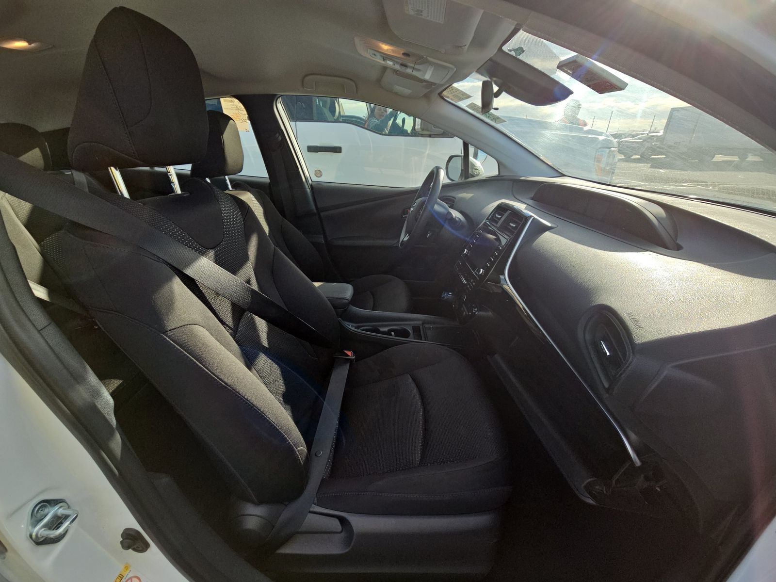 2021 Toyota Prius LE FWD