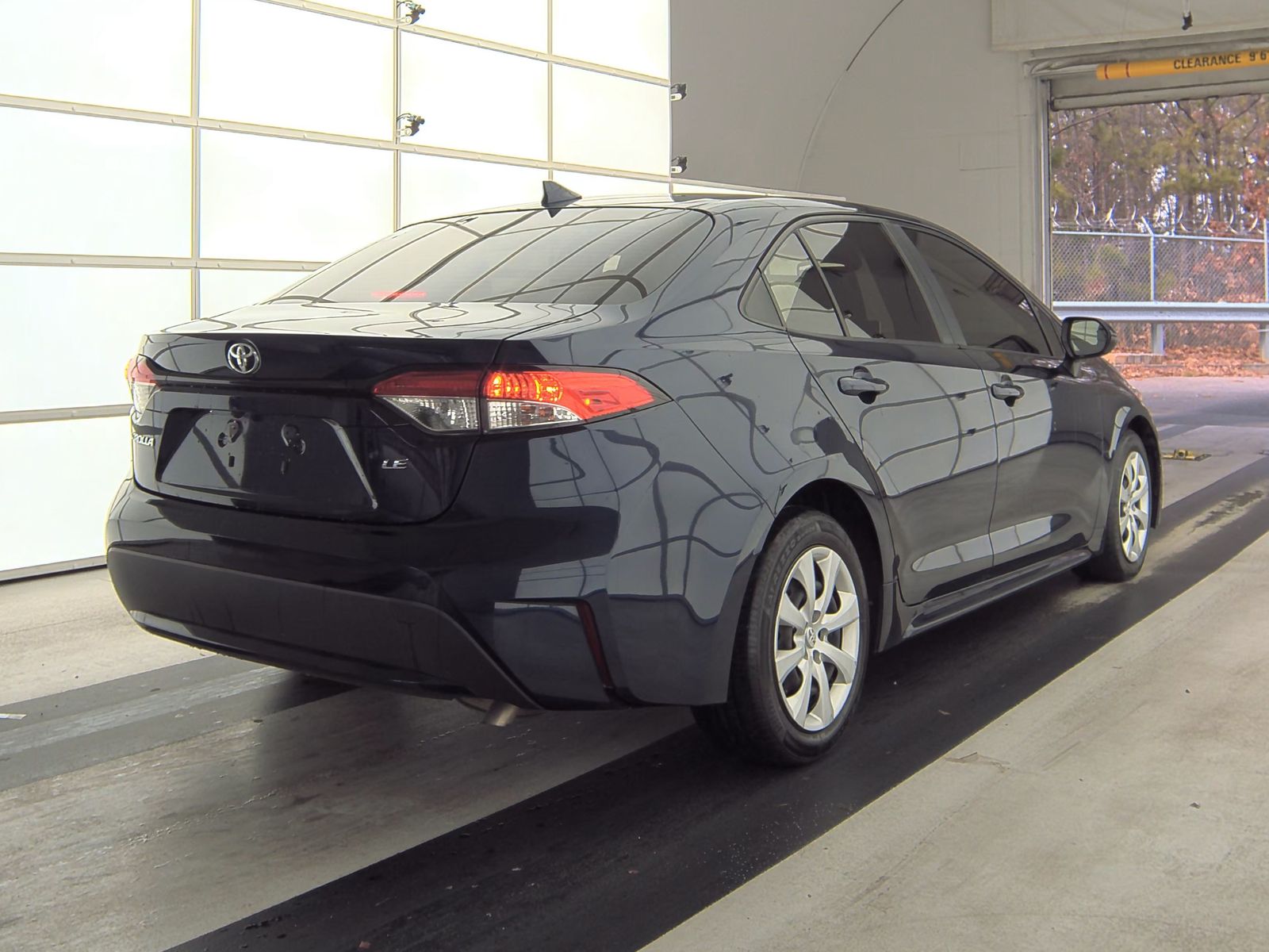 2020 Toyota Corolla LE FWD