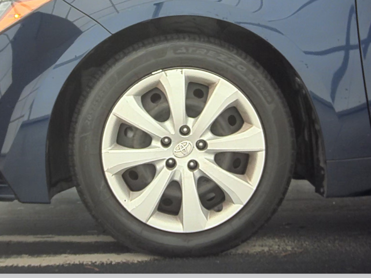 2020 Toyota Corolla LE FWD