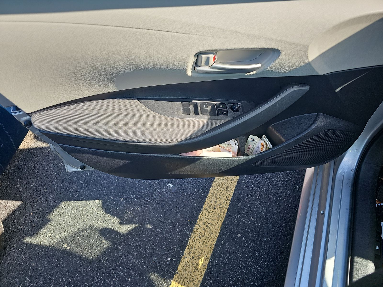 2020 Toyota Corolla LE FWD