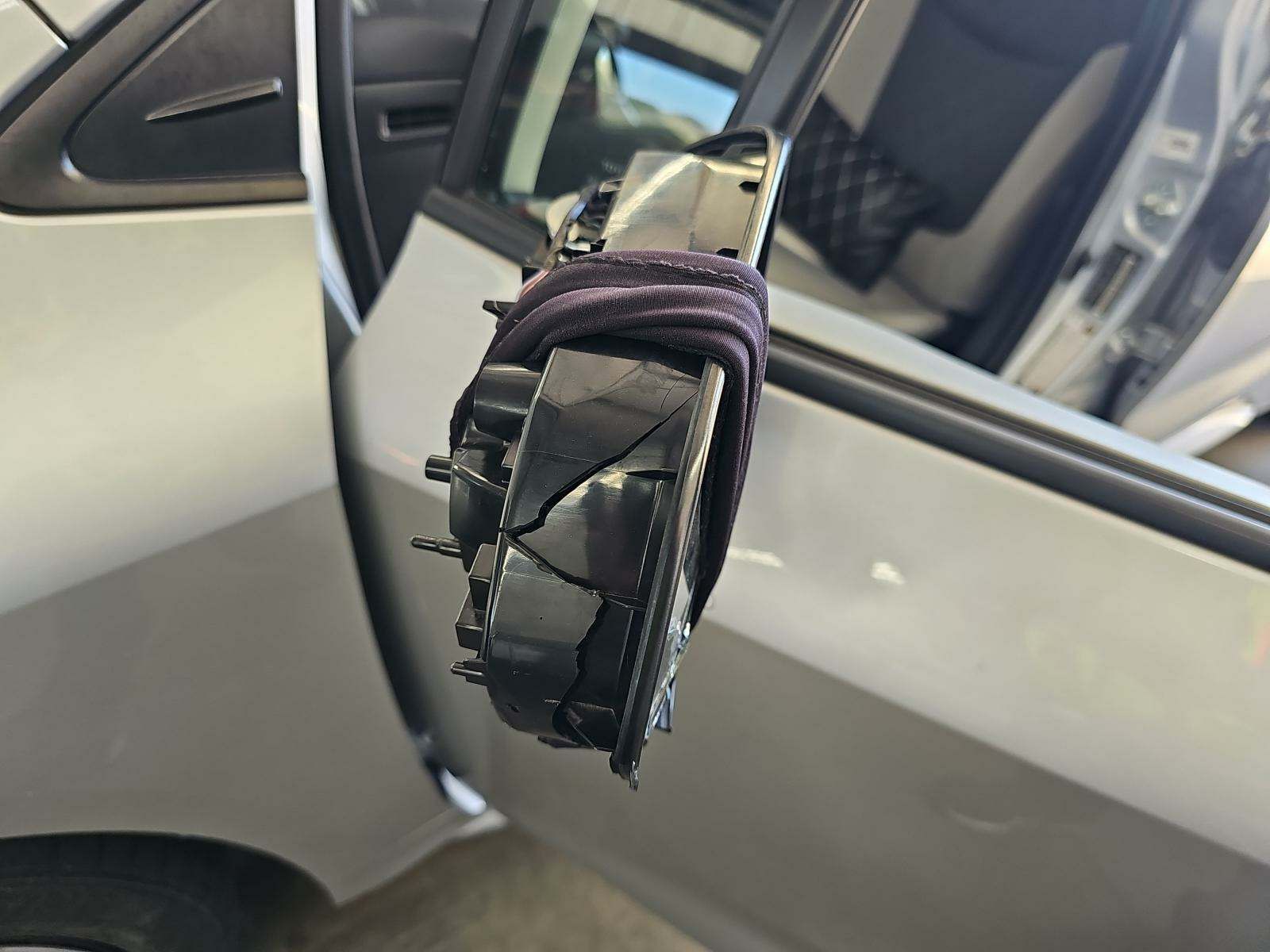 2020 Toyota Corolla LE FWD