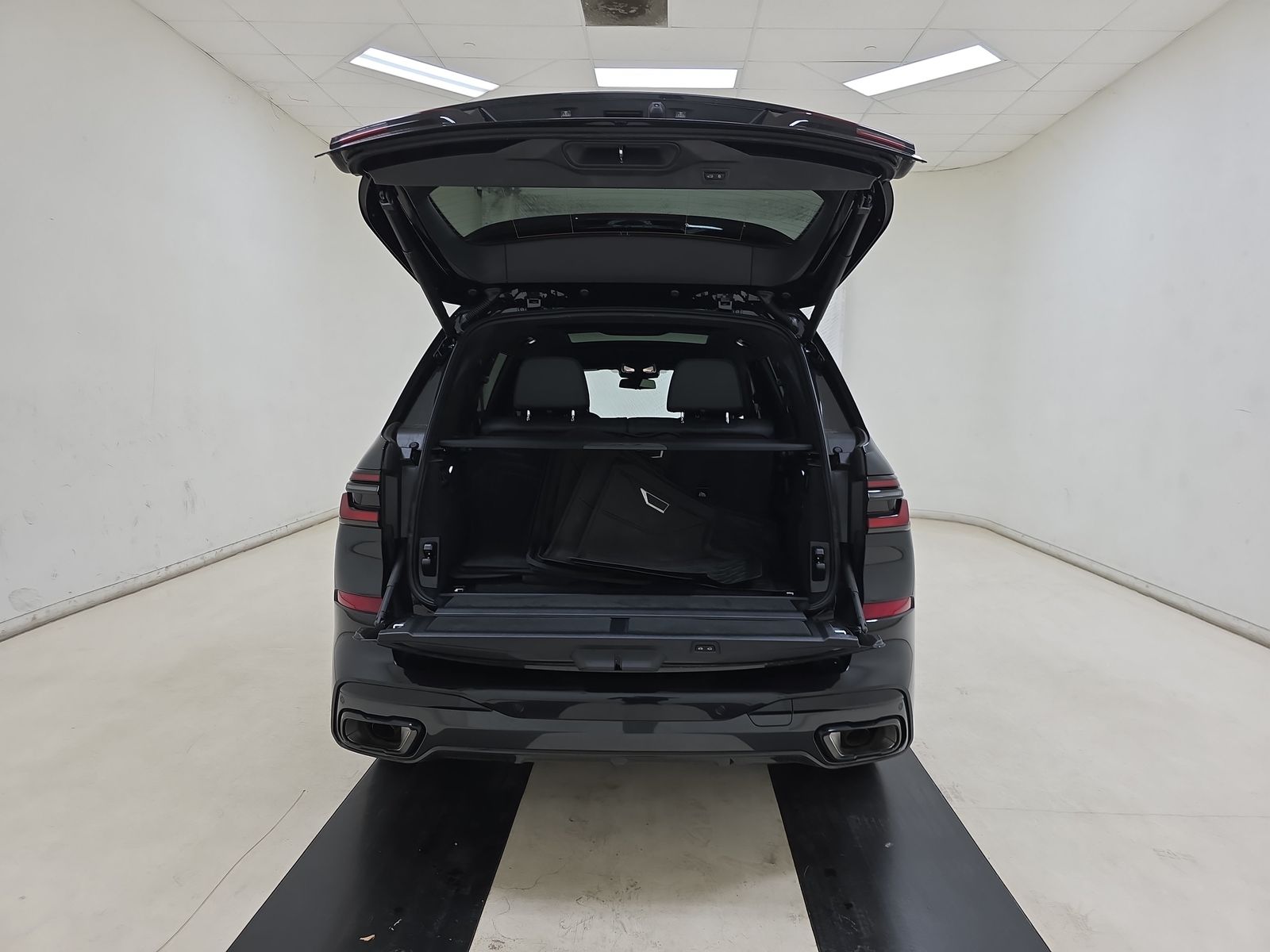 2024 BMW X7 xDrive40i AWD