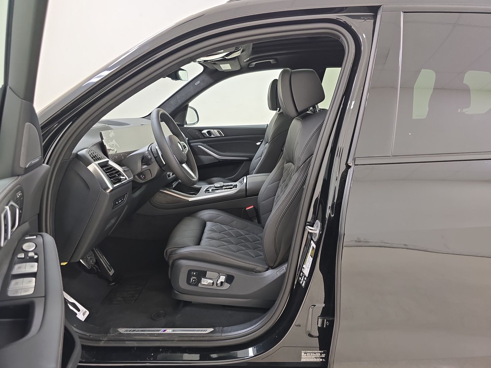 2024 BMW X7 xDrive40i AWD