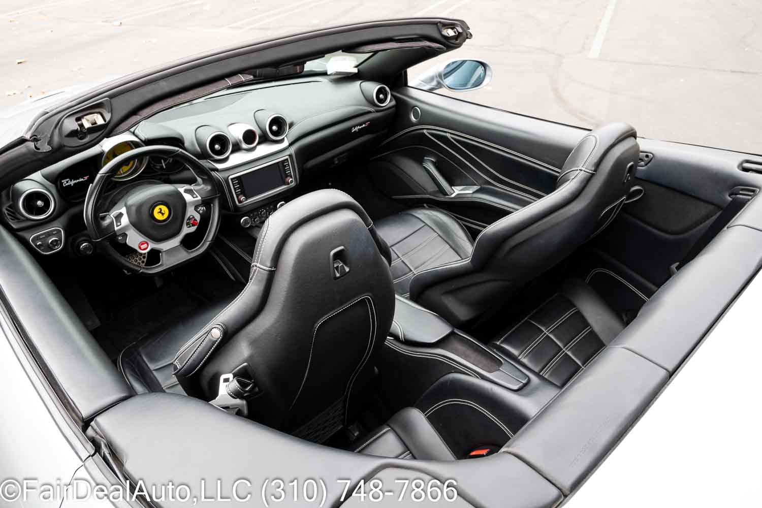 2015 Ferrari California Base RWD