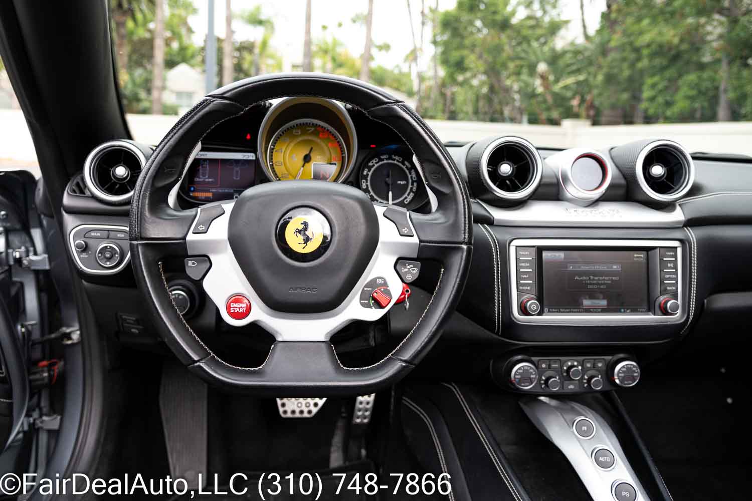 2015 Ferrari California Base RWD
