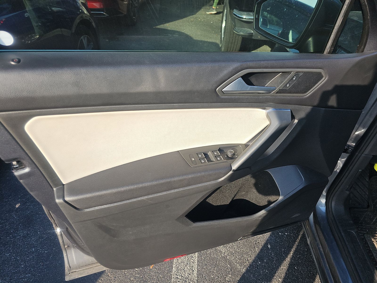 2019 Volkswagen Tiguan 2.0T SE FWD