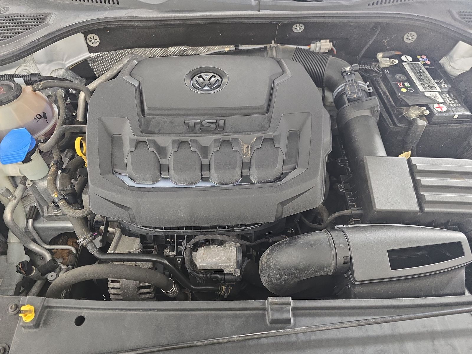 2021 Volkswagen Passat 2.0T SE FWD